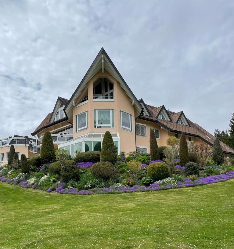 Sunside Ferien Wellness Oase Hotel Apartment'S Schwarzwald Am Schluchsee Buitenkant foto